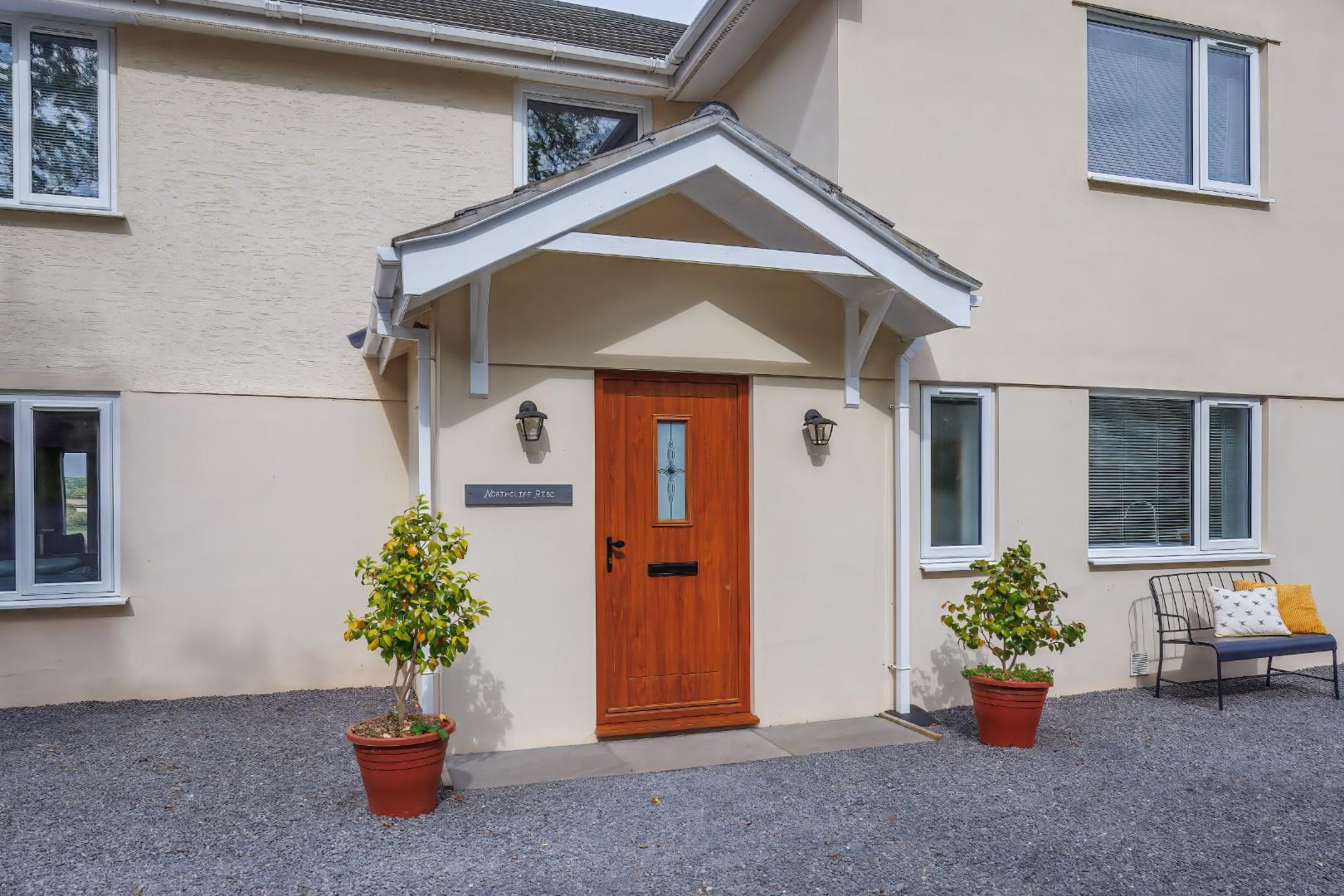 Dyffryn, Nr St Nicholas, Vale of Glamorgan, CF5 6SU